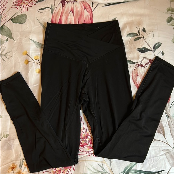 Aerie Offline Crossover High-Waisted Leggings - Picture 4 of 6